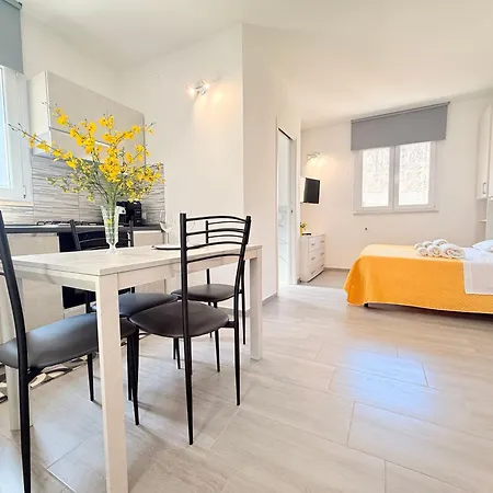 Apartment Terrace *